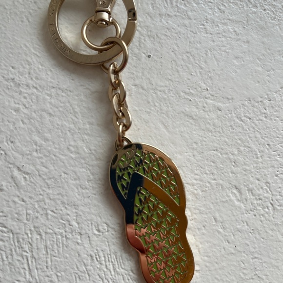 Michael Kors Gold Keychain - Picture 2 of 4